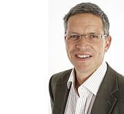 Andreas Fl�kiger